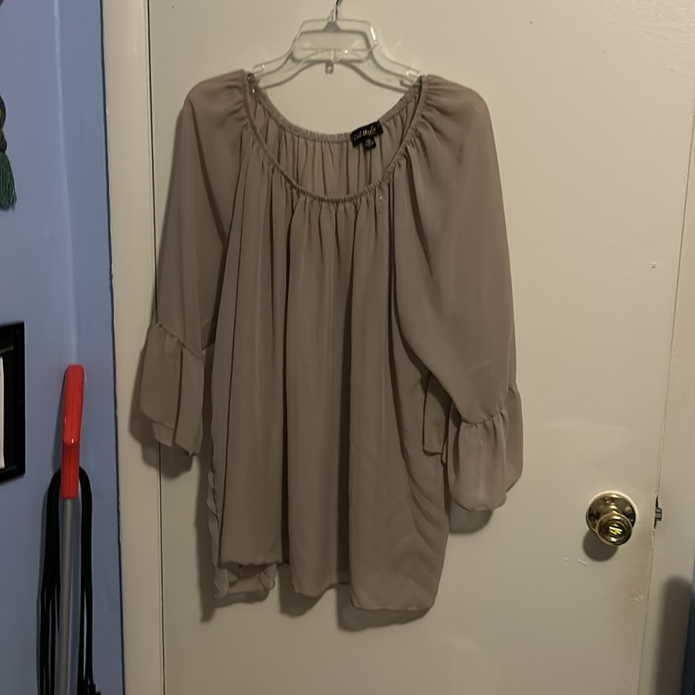 Cal Style 2X Beige Long Sleeve Sheer Blouse Made in the U.S.A.